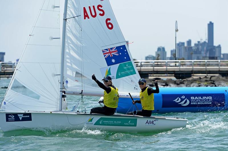 Conway brothers rejoice in their undefeated regatta on final day of ISAF Sailing World Cup Melbourne photo copyright Sport the library / Jeff Crow taken at Royal Melbourne Yacht Squadron and featuring the 470 class