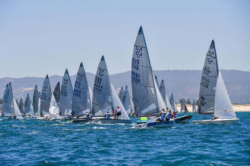 The gate start with the pathfinder - photo © Christophe Favreau