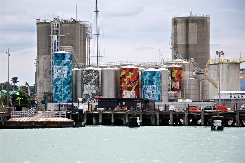 Minister Parkers proposals involve the early removal of some silo tanks from Wynyard Point - photo © Richard Gladwell