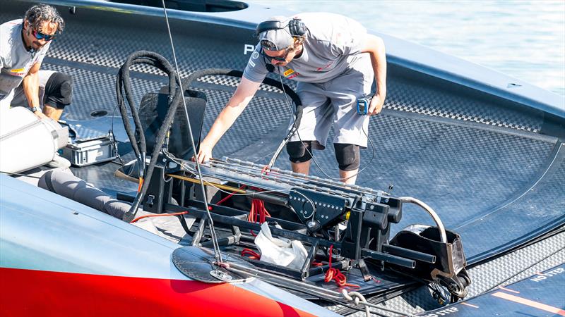 Single sheet mainsheet system - Luna Rossa - AC75 - Day 29 - June 18, 2024 - Barcelona - photo © Job Vermeulen / America's Cup