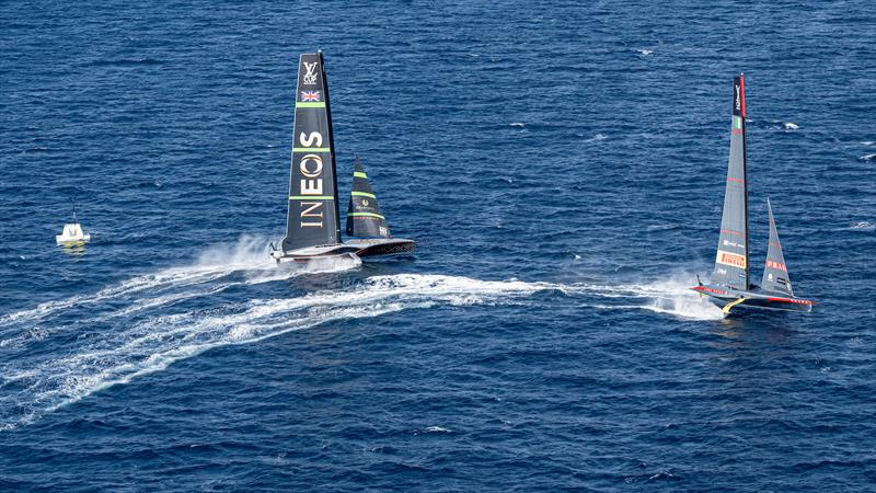 Luna Rossa Prada Pirelli vs. INEOS Britannia on Louis Vuitton Cup Final Race Day 3 - September 29, 2024 - photo © Ricardo Pinto / America's Cup