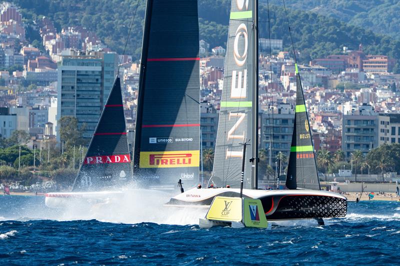 Luna Rossa Prada Pirelli vs. INEOS Britannia on Louis Vuitton Cup Final Race Day 3 - September 29, 2024 - photo © Ricardo Pinto / America's Cup