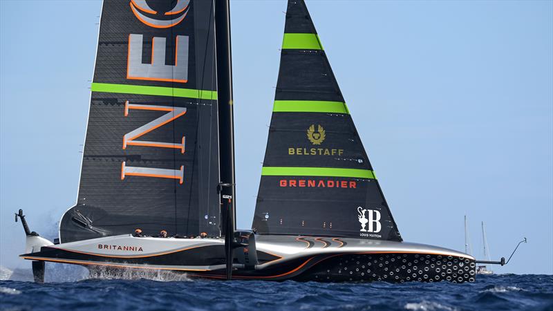 Luna Rossa Prada Pirelli vs. INEOS Britannia on Louis Vuitton Cup Final Race Day 3 - September 29, 2024 - photo © David Maynard / www.alleycatphotographer.com