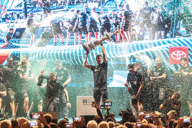 Peter Burling lifts the trophy at the Louis Vuitton 37th America's Cup Barcelona prize giving photo copyright Ivo Rovira / America's Cup taken at  and featuring the AC75 class