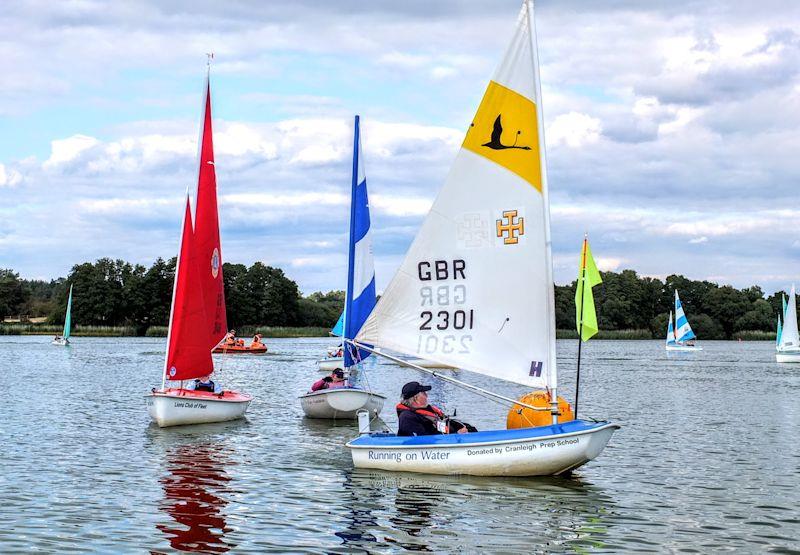 Frensham Hansa TT - 2.3 class close racing - photo © Jules Cheeseman