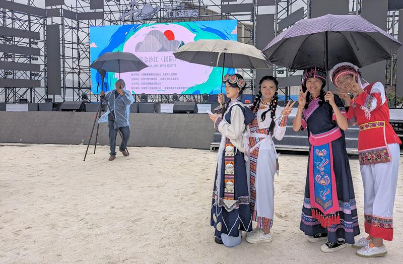 Rain doesnt dampen spirits ahead of the opening ceremony of the Shuifu Jinshajiang River Regatta - photo © Mark Jardine