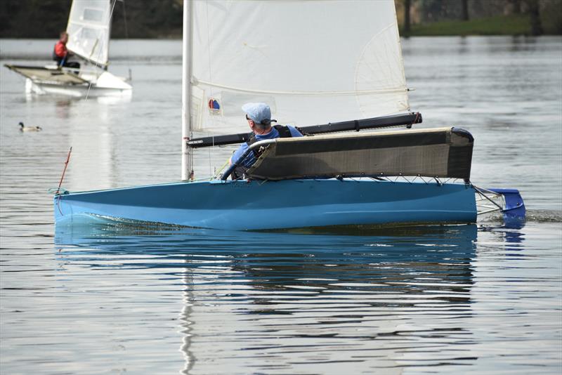 Narrow Lowrider Moths with alloy spars are not easy in light conditions, though here Lyndon Beasley shows exactly how to do it - photo © Dougal Henshall