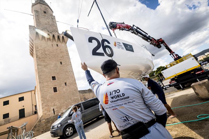 Final preparations for the Sandberg Estates J/70 Worlds photo copyright SailingShots by María Muiña taken at Real Club Náutico de Palma and featuring the J70 class