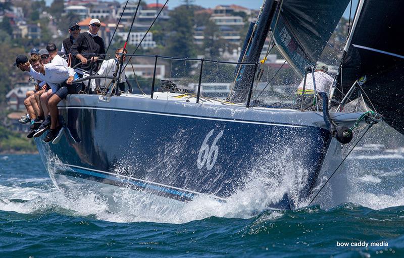 Alive rounds Shark Island - photo © Bow Caddy Media