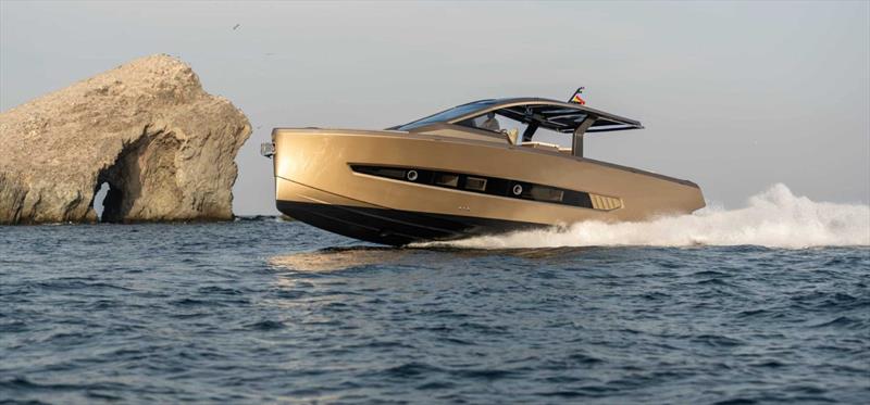 Tesoro Yachts has unveiled its Tesoro T50 Speciale, a luxurious collaboration with the Armani/Casa design studio - photo © Tesoro Yachts