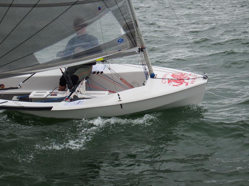 Stephen Owen sports the Welsh Dragon on his Solo on day 1 of the Superspars National Solo UK Championship - photo © Will Loy