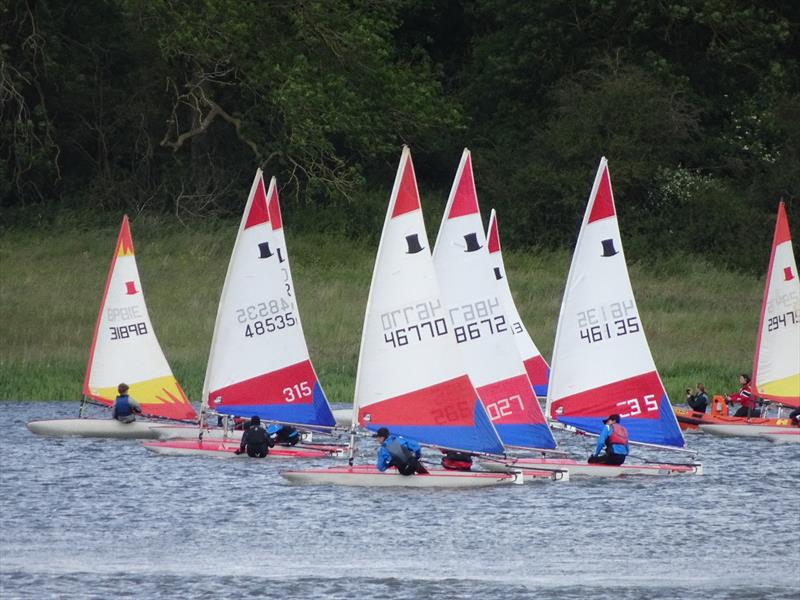 Northampton Youth Series Round 3 at Hollowell - photo © Mark Greer