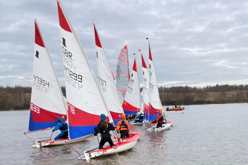 Junior Winter Regatta at Leigh & Lowton - photo © Lindsay Welfare